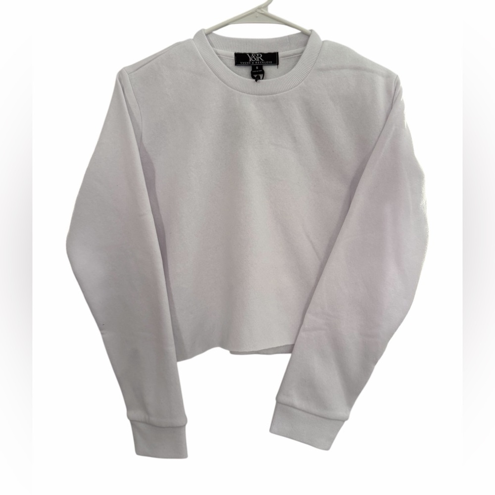 Young & Reckless Women’s White Crop Sweatshirt Small NWT PTP 20” Length 18.5”